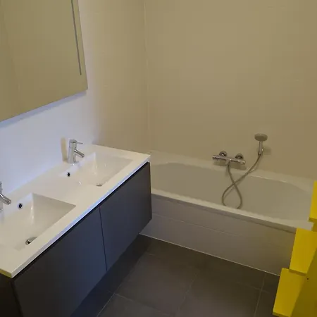 In Near The Beach, Cleaning Included Apartment *