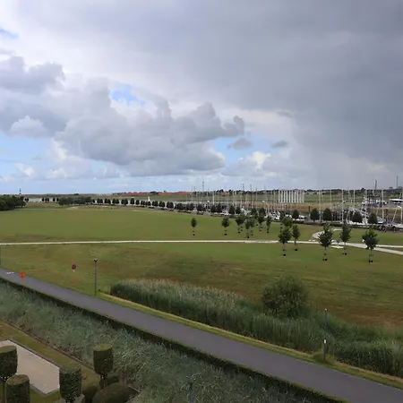 In Near The Beach, Cleaning Included * Nieuwpoort