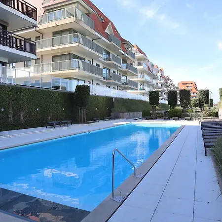 In Near The Beach, Cleaning Included *
